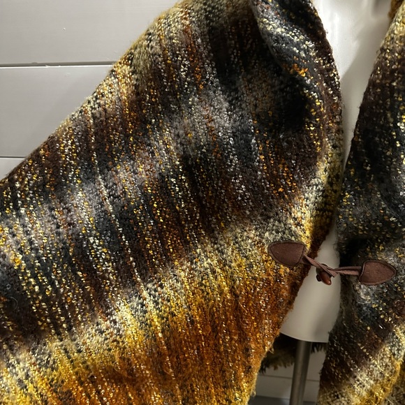 Shawl Multi Color Button Front One Size Brown Black Yellow Orange - Picture 15 of 16